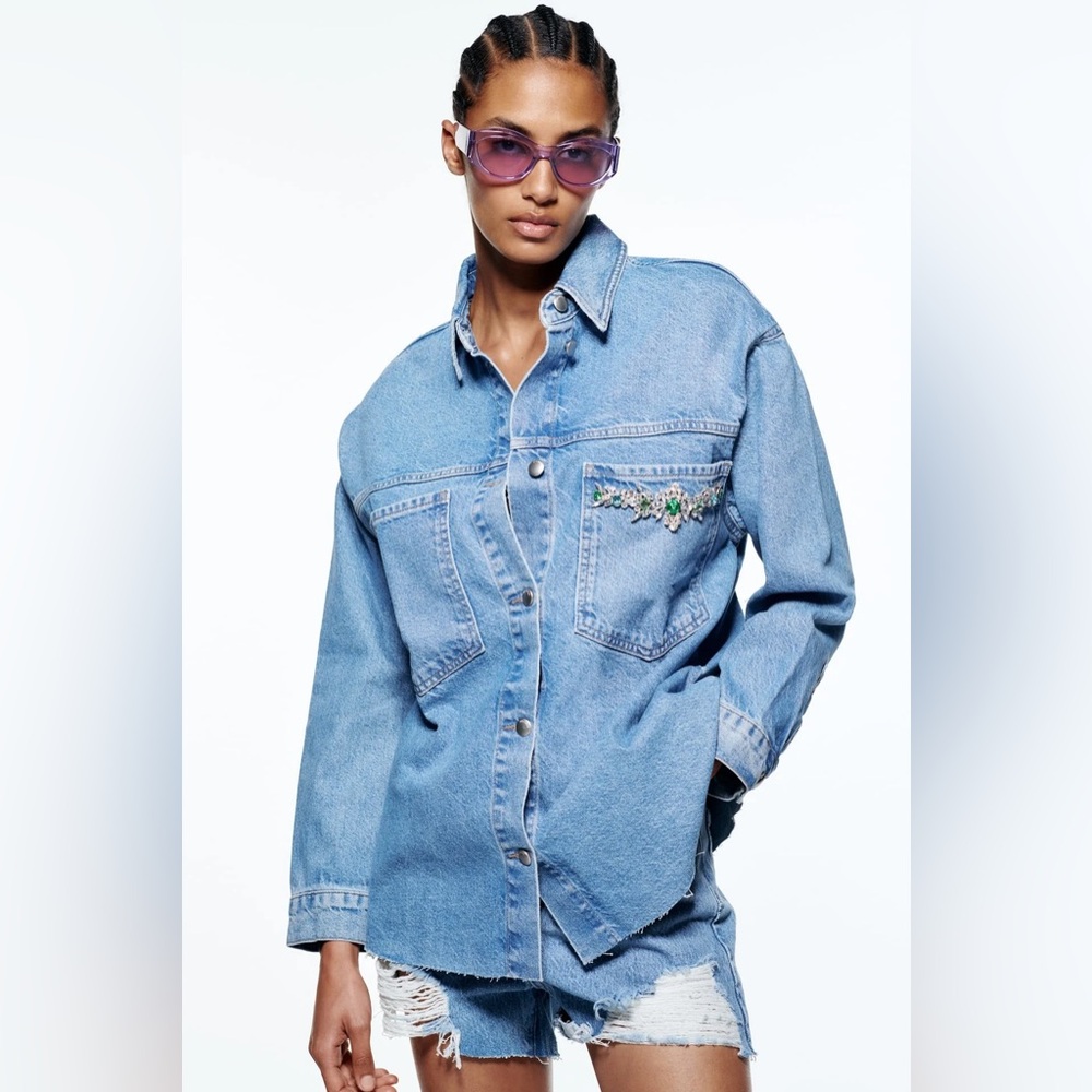 Zara Sz S Denim Relaxed Bedazzled Embellished Button Front Shacket